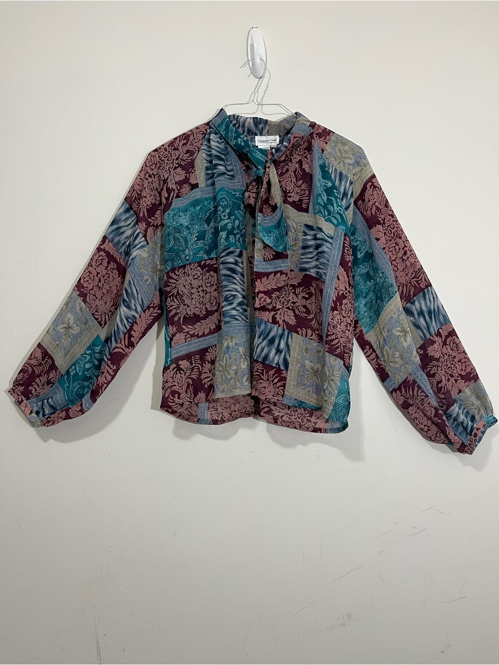 Coldwater Creek XL Patchwork Blouse Red Blue Tie Scarf Neck Long Sleeve Floral - Picture 2 of 16